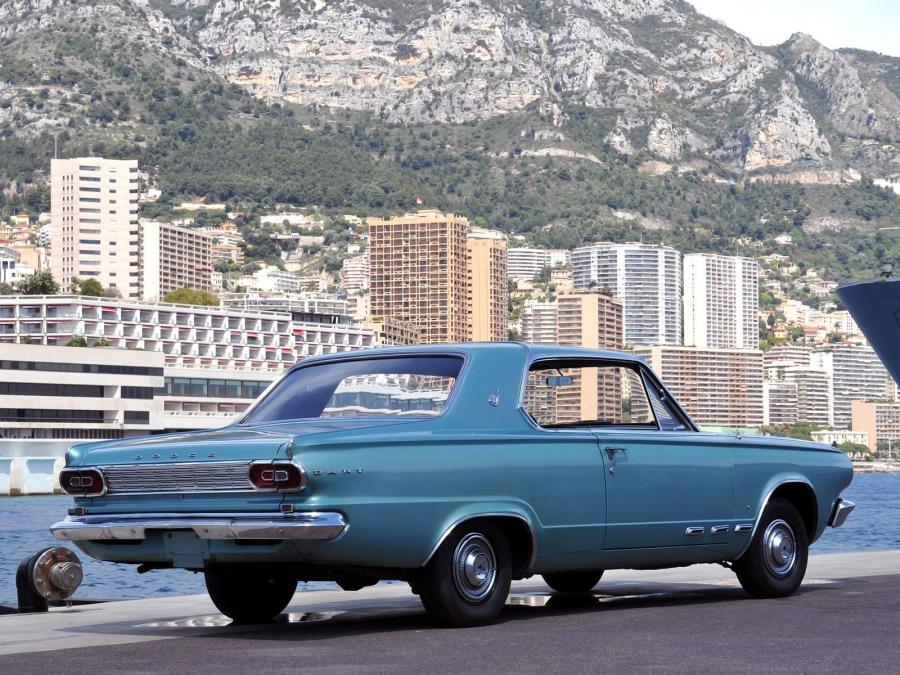  Dodge Dart GT Hardtop Coupe 1965 года  (фото 4 из 7)